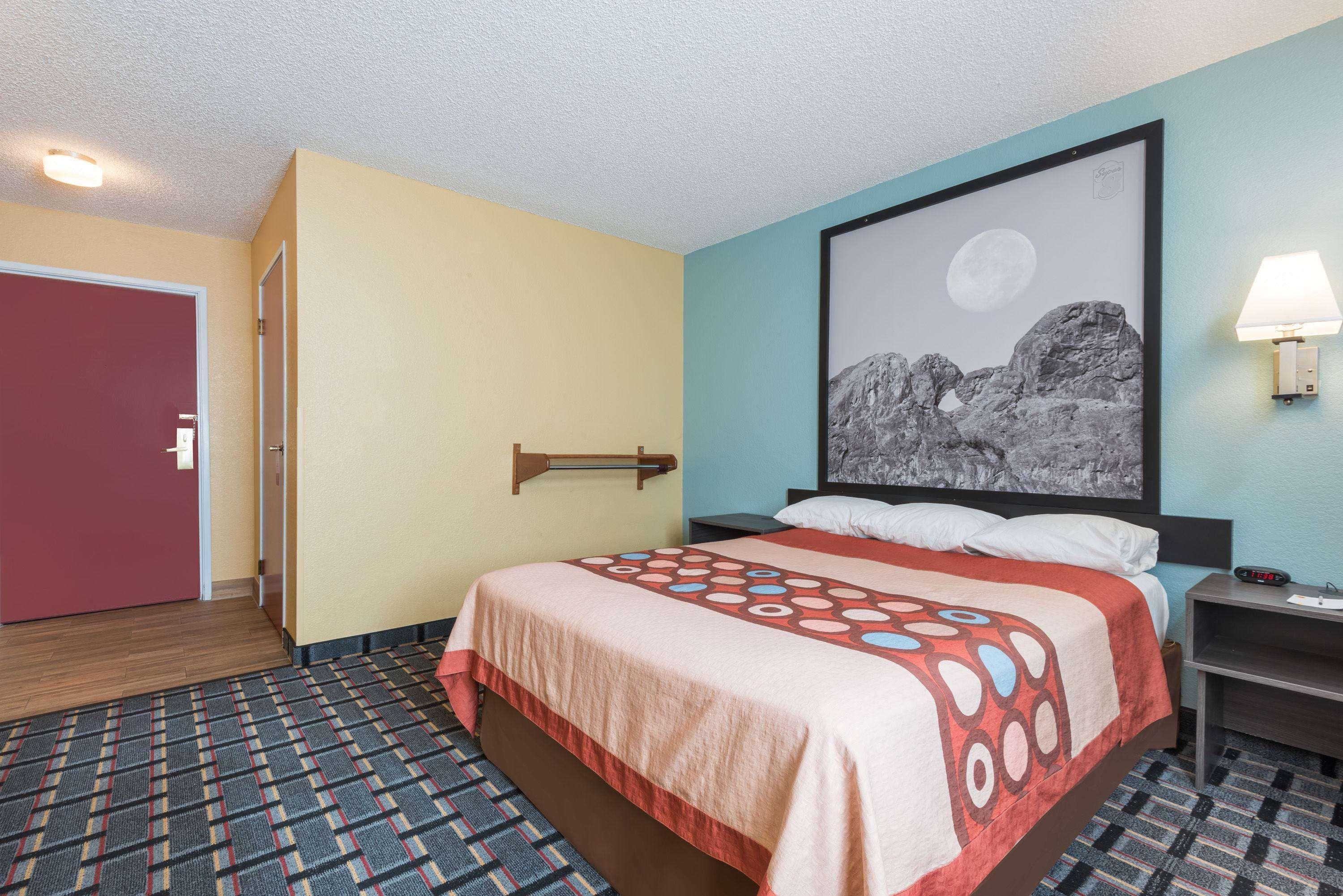 Super 8 By Wyndham Henderson North East Denver Экстерьер фото