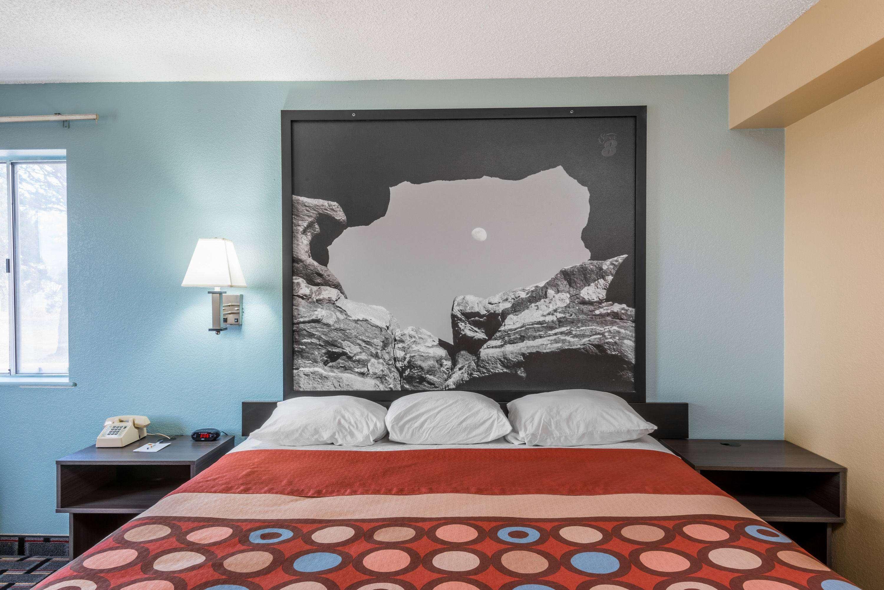 Super 8 By Wyndham Henderson North East Denver Экстерьер фото